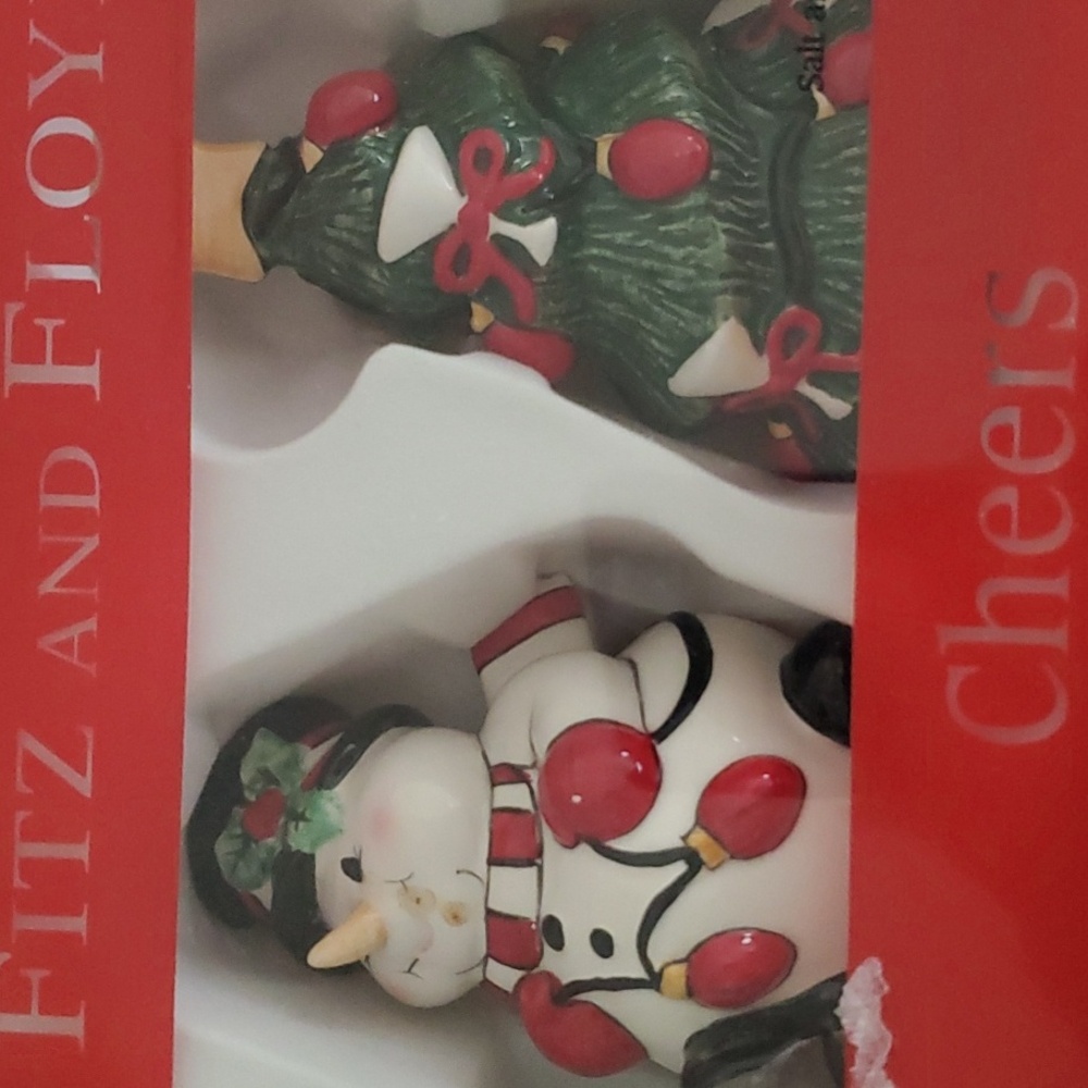 Fritz And Floyd Snowman and Christmas Tree Salt and Pepper